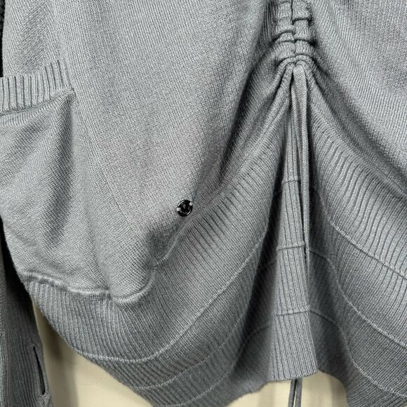 Lululemon Transformation Wrap Fossil / White - Picture 4 of 8